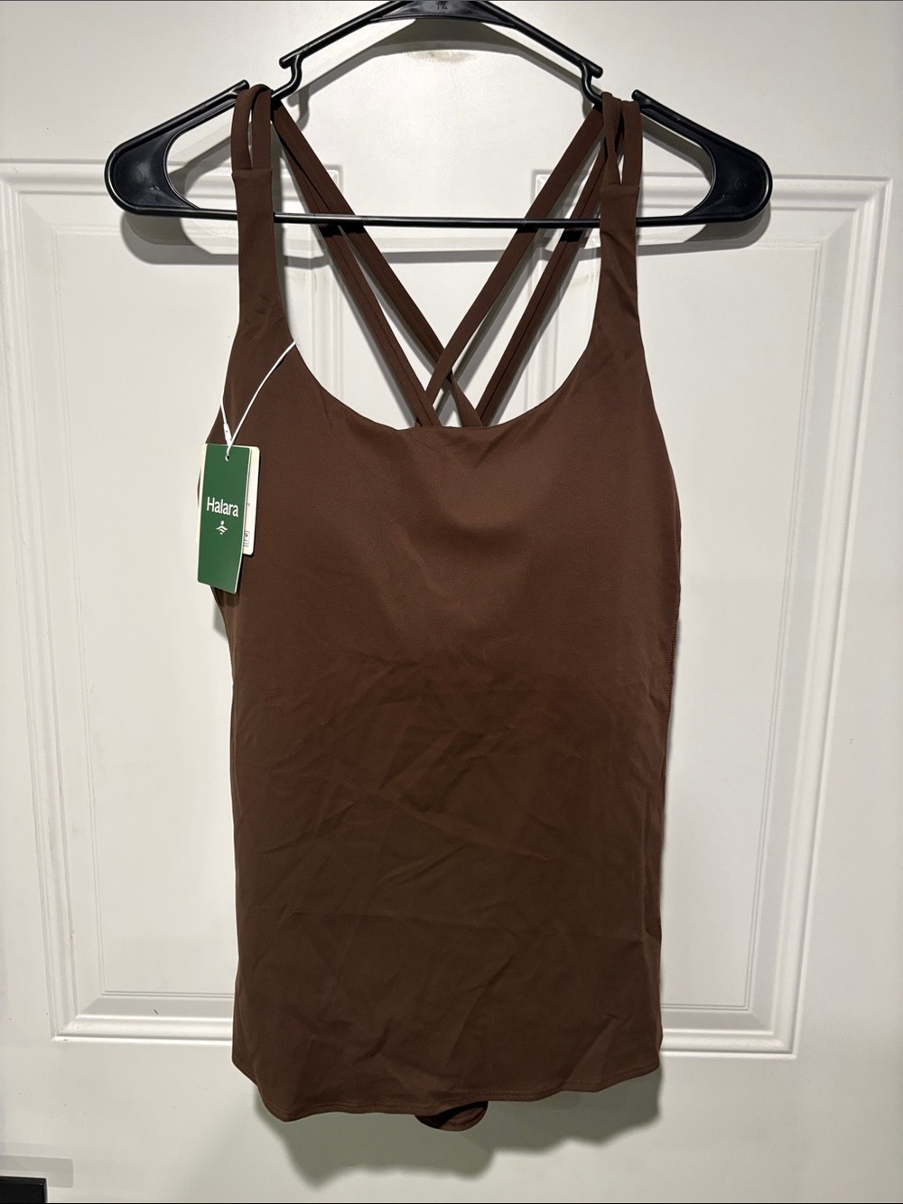 HALARA Brown Cross-Back Camisole Tank